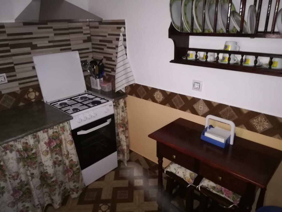 Conjunto Rural Andrea Guest House Moriles Bagian luar foto